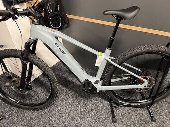 CUBE Reaction Hybrid RACE 800 vel.L 2026 NOVÝ MODEL vulcan - 10