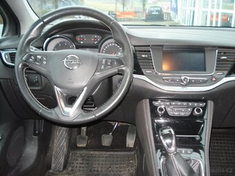Opel Astra Kombi 1.6 CDTI,ČR,SERVISKA,NOVÁ STK,MODEL 2018 - 10