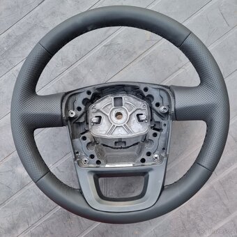 Iveco Daily nový kožený volant - 10