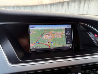 Audi A4 Avant 2.0 TFSI Quattro Sline - 10