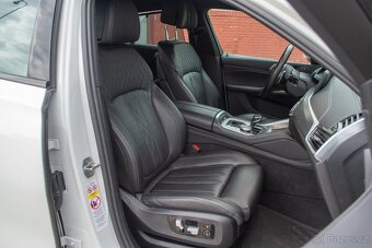 BMW X6 xDrive 40i A/T 2020 - 10