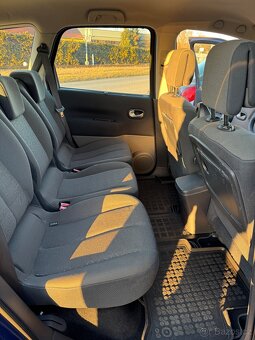 Prodám Renault Grand Scenic 1.6 16V r.v. 2008 - 10