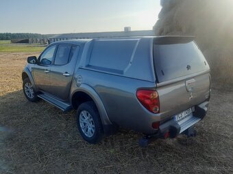 MITSUBISHI L200 r.v. 2015 4x4 hodně zainvestováno - 10