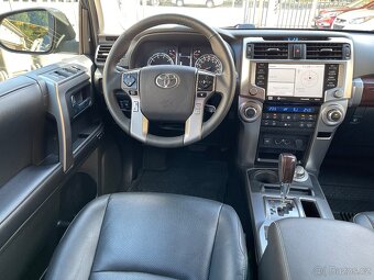 Prodám Toyota 4Runner 4,0V6 AT 7 míst - 10