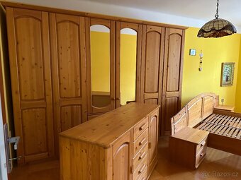 Celomasivní borovicová ložnice - 10