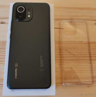 Xiaomi Mi 11 5G-6,81"120Hz,8x2,84GHz,8+8/256GB,108+13+5Mpx - 10