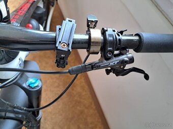 Trek procaliber 9.8. - karbonová kola - 10