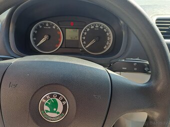 Škoda Roomster 1.4 16V 63 KW - 10