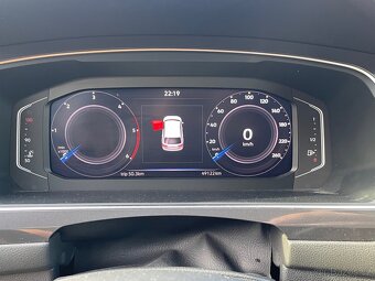 Volkswagen Tiguan - 10