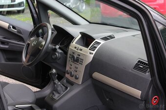 Opel Zafira - 10