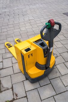 Ruční paletový vozík Jungheinrich EFE 220 - 10