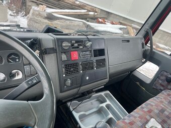 Iveco ML 80 E kontejnér - 10