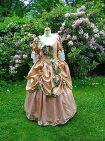 Dámské historické šaty - 10