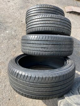 Bridgestone 245/45RF20 - 10