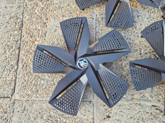 Orig. ŠKODA Alu kola 19“ pro Superb 3 a 4 vč. pneu a krytů - 10