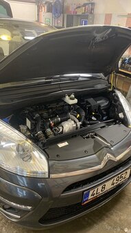 Citroen C4 Picasso 1,6HDI - 10