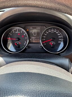 Nissan Qashqai 1.6 benz 2013 - 10