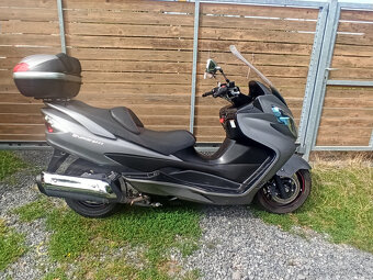 Suzuki Burgman 400 R.V.2015 - 10
