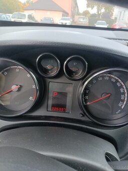 Opel meriva - 10
