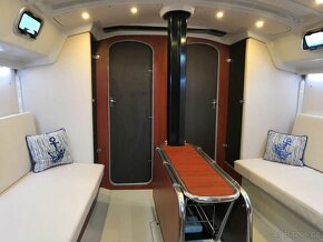 Námořní plachetnice MacGregor 65 - 10