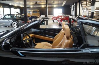Ferrari 348 TS z roku 1990 - 10