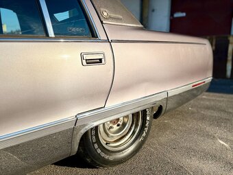 1993 Cadillac Fleetwood Brougham | 5.7 V8 - 10
