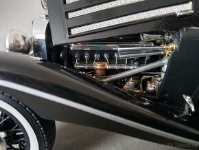 Mercedes 500k Bburago 1/18 - 10