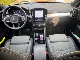 Volvo XC40 9/2025 ,  3690km ,  B3 AUT PLUS BLACK EDITION - 10