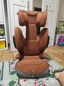 Autosedačka Joi - 10