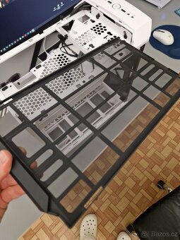 Mini itx skříň Fractal Design Torrent Nano - 10