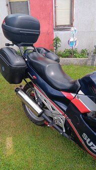 Suzuki gsx600 - 10
