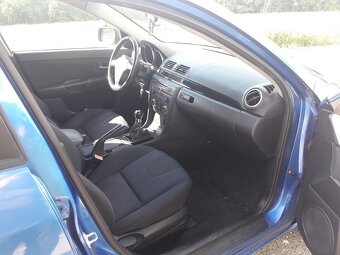 Mazda 3 - 10