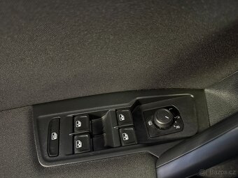 Volkswagen Tiguan 1,5 TSI 110kW,LIFE,DSG,ZÁRUKA - 10