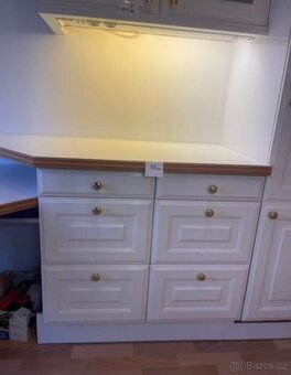 Bílá venkovská kuchyňská linka se spotřebiči,5726 - 10