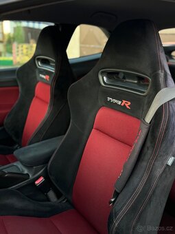 Honda Civic Type-R - 10