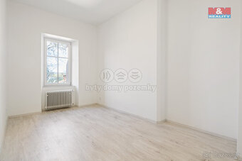 Prodej nájemního domu, 409 m², Lochovice - 10