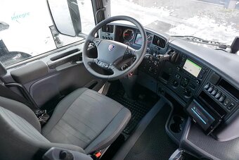 Scania G450 8x4 - valník s hydraulickou rukou FASSI - 10