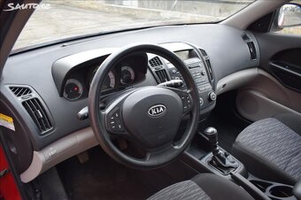 Kia Cee´d 1.6 i COMFORT/1 MAJ./PŮVOD ČR/ - 10