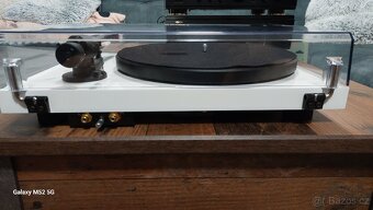 Pro-Ject Debut carbon - 10