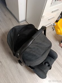 Vajíčko Joie I Gemm + základna - 10