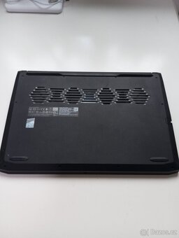 Herní notebook Lenovo IdeaPad Gaming 3 15IHU6 - 10
