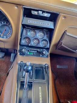 Chevrolet Corvette C3 – 1972, Big Block 454, chromka - 10