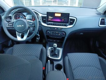 Kia Ceed 1.5 T-GDi GPF SW SPIN MY 25 - 10