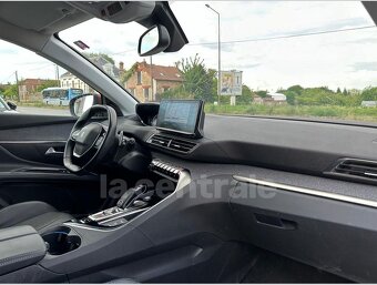 PEUGEOT 5008 II (2) BlueHDi 130 S&S ALLURE EAT8 02/2021 - 10