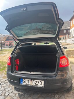 Golf 5 na náhradní díly - 10