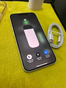 📱 iPhone 13 128GB Bílý | Perfektní stav 🔥 - 10