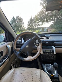 Land Rover 2.0Td4 Nová Stk - 10