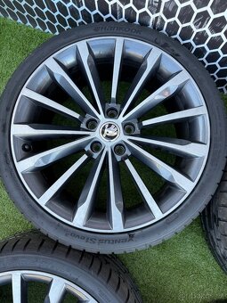 Škoda Superb - Trinity - ORIGINÁLNÍ LETNÍ SADA - 10