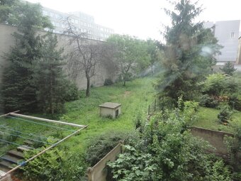 Pronájem 2+1, ulice Příční, centrum, 70 m2, balkon, komora - 10