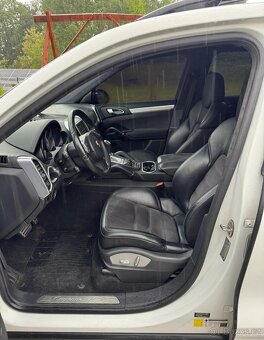 Porsche Cayenne GTS - 10